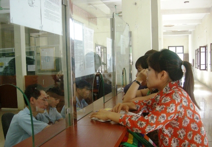 Đi đâu cũng phải có phong bì thì công việc mới trôi chảy được